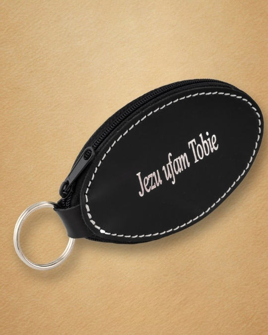 Skórzany brelok owalny z napisem „Jezu Ufam Tobie”