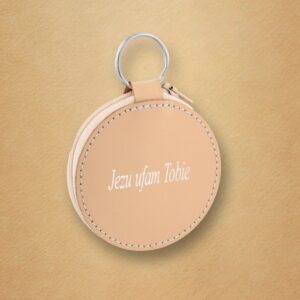Skórzany brelok z napisem „Jezu Ufam Tobie”